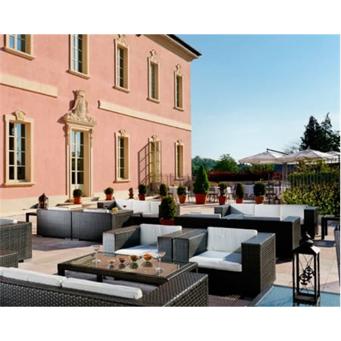 Noite VIP com Degustação em Suite de Castelo | Castello Dal Pozzo 5* - Itália