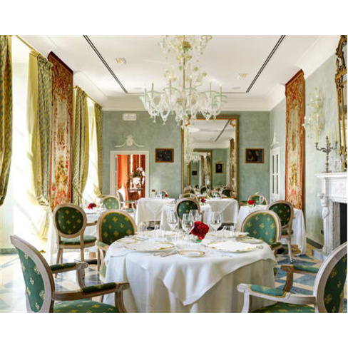 Noite VIP com Degustação em Suite de Castelo | Castello Dal Pozzo 5* - Itália