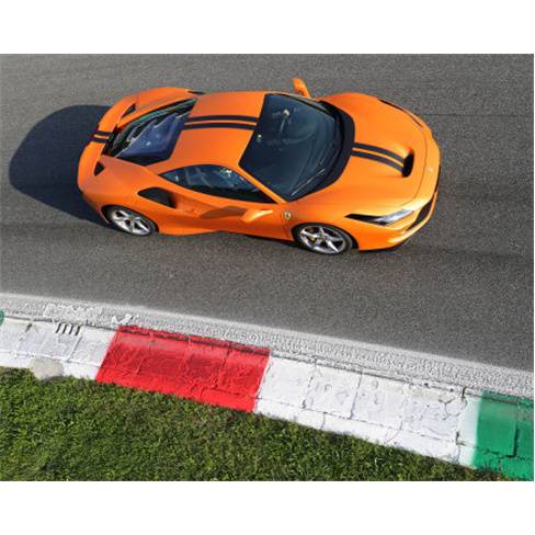 Experiência VIP: Acelere no Autódromo Vairano com um Ferrari F8 | Itália