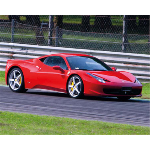 Ferrari 458 em Mugello: Velocidade VIP! n(34 caracteres)
