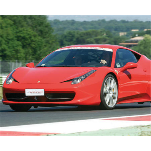 Sinta a adrenalina do Ferrari 458 em 2 voltas no Autódromo de Monza!