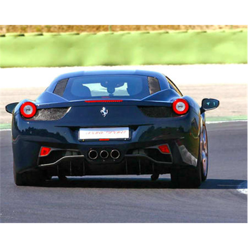 Experiência VIP: Duas Voltas no Volante de um Ferrari 458 - Adrenalina na Pista
