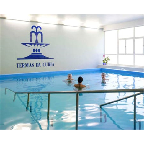 Massagem e piscina com duche subaquático a dois nas Termas da Curia - Anadia