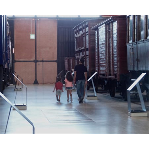 Descobre o Museu Ferroviário | Entroncamento com Minicomboio (61 caracteres)