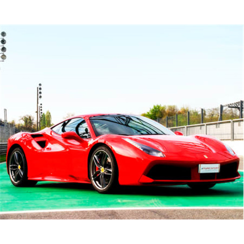 Experiência VIP: Conduza um Ferrari F488 GTB no Autódromo de Monza! Duas Volta