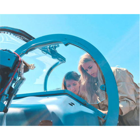 Experiência VIP: Voo de 35 Minutos em Jacto L-39 Albatros em Riga | Letónia