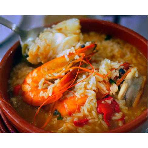 Jantar com Fado em Alfama - 23 caracteresnA resposta tem menos de 25 caracteres