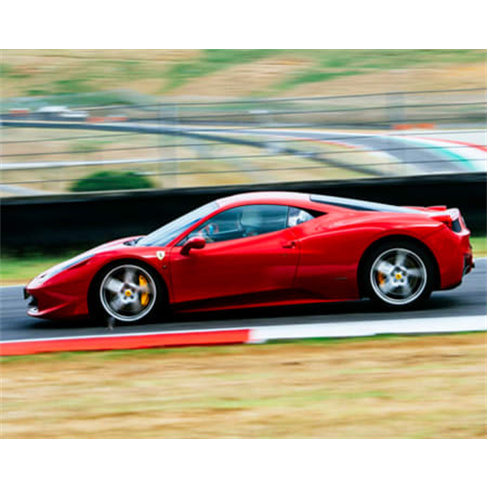 Experiência VIP: Adrenalina no Red Bull Ring com Ferrari F458 (63 caracteres)