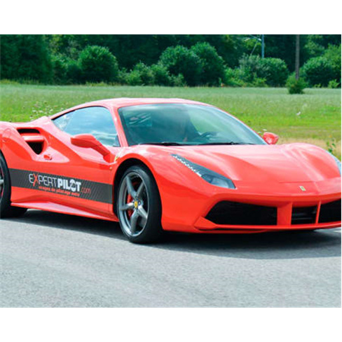 Experiência VIP: Conduza um Ferrari F488 no icónico Circuito Dijon-Prenois!