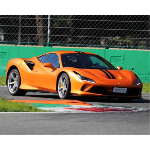 Duas Voltas VIP num Ferrari F8!