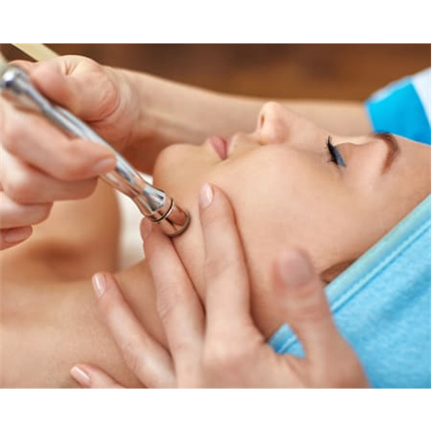 Juventude Facial: Tratamento em Cascais | Spa Mini - 40Min. nn(56 caracteres)