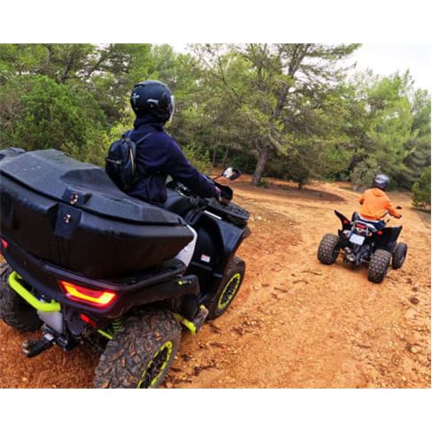 Aventura de Moto4 exclusiva nos 7 Vales Suspensos de Benagil - Para 2 na Lagoa.