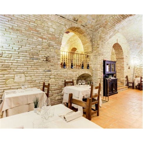 Estadia de Luxo com Spa e Massagem - Oste del Castello 4*nnCaracteres: 55