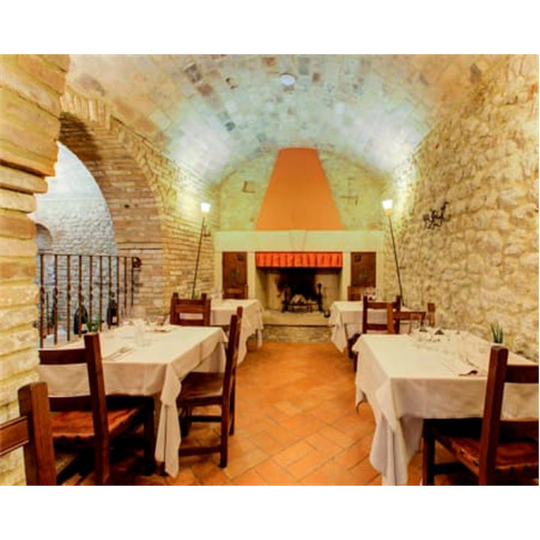 Estadia de Luxo com Spa e Massagem - Oste del Castello 4*nnCaracteres: 55