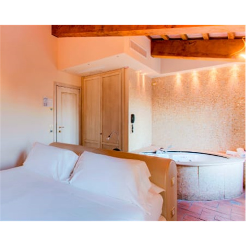 Estadia de Luxo com Spa e Massagem - Oste del Castello 4*nnCaracteres: 55