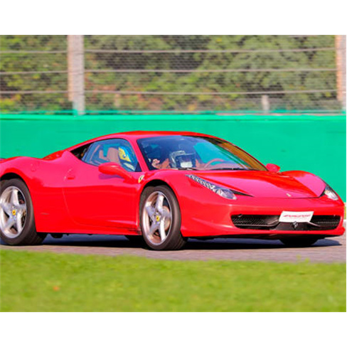 Experiência VIP: Adrenalina no Red Bull Ring com Ferrari F458 (63 caracteres)