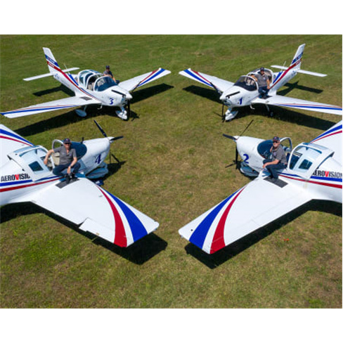 Experiência VIP: Voo de Treino em Formação com 4 Aeronaves | 4 Pessoas | Roma