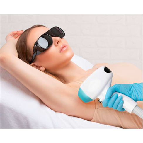 3 Sessões de Depilação a Laser Díodo para Senhora | Lisboa Axilas + Virilhas