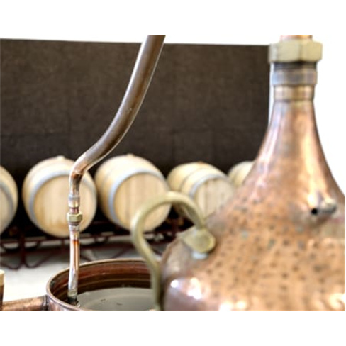 Descobre o 1.º Gin do Ribatejo! Tour e Prova de Gins na Destilaria em Santarém