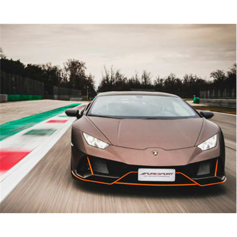 Viva o Luxo: Conduza um Lamborghini Huracán Evo em Vallelunga, Itália!