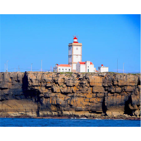 Passeio de Catamaran com "Fundo de Vidro" em Peniche com Desembarque nas Berle