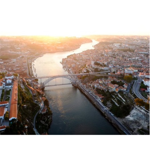 Cinema 5D | Look at Porto - Vila Nova de Gaia: Bilhete Duplo!n(55 caracteres)