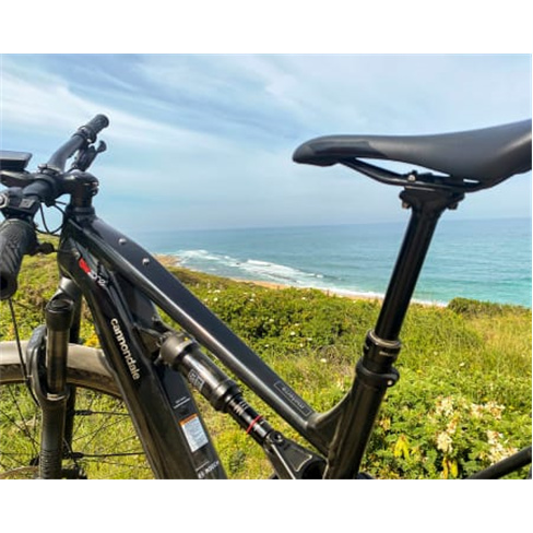 Passeio de E-bike em Nazaré e São Martinho | Com guia