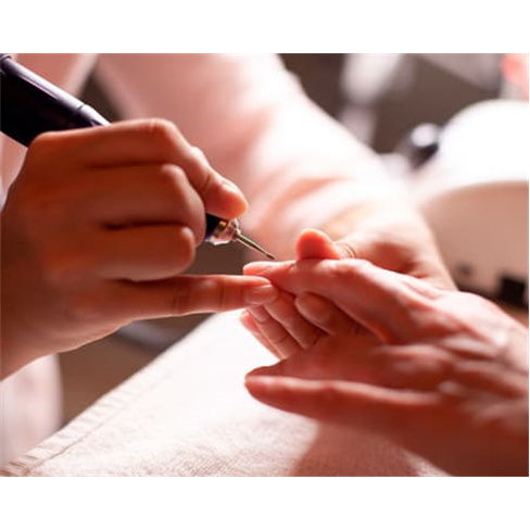 Manicure + Pedicure | Dlux Spa - Vila Nova de Gaia Manicure + Pedicure Normal
