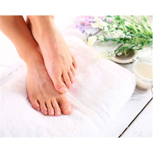 Manicure + Pedicure | Dlux Spa - Vila Nova de Gaia Manicure + Pedicure Normal