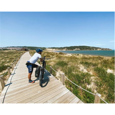Passeio de E-bike em Nazaré e São Martinho | Com guia