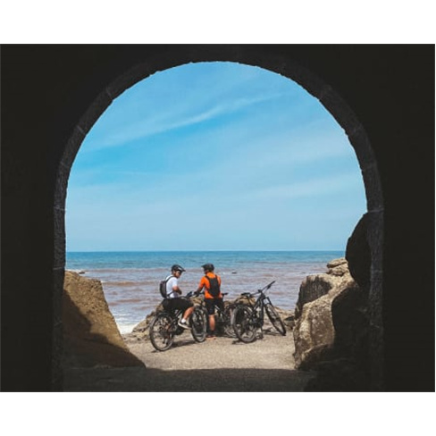 Tour de E-bike: Rota Nazaré - São Martinho | Sem Guia. (62 caracteres)
