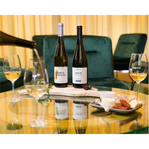 Visita e Prova de Vinhos | Provam - Monção Prova de Vinhos Versátil