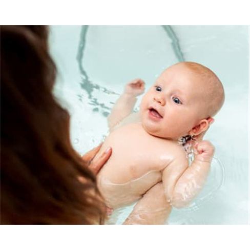 Spa de Luxo para Bebés: Flutuação e Massagem | Porto Exclusivo (50 caracteres