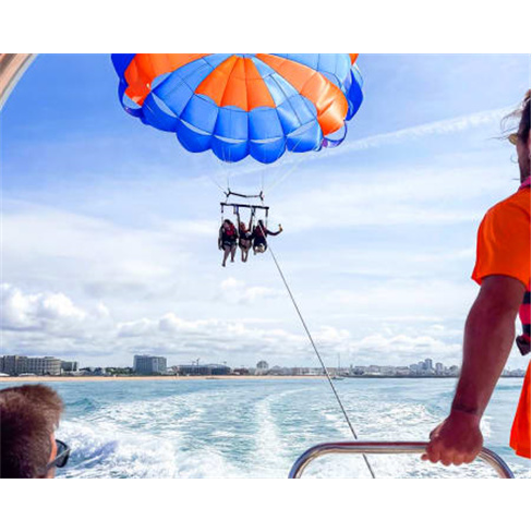 Voo em Parapente Aquático | Vilamoura Water Sports Center Parasailing | Voador