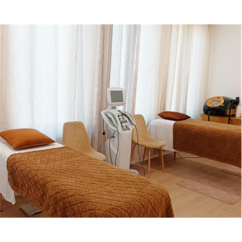 Adeus Gordura! Tratamentos de Corpo - Leiria: 3 Sessões Lipolaser + Cavitação