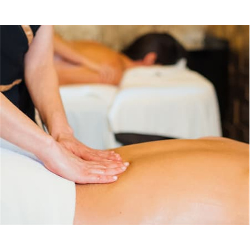 Spa Pine Cliffsnn(O título reescrito tem 12 caracteres, incluindo espaços)
