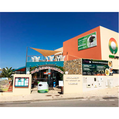 Jogo de Mini Golfe + Bebidas | Golfland - Portimão. (57 caracteres)