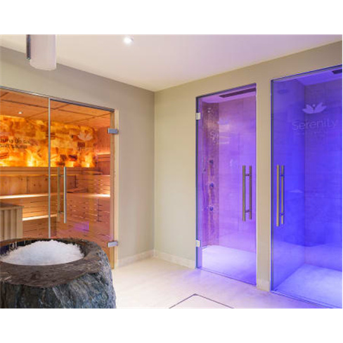 Spa Pine Cliffsnn(O título reescrito tem 12 caracteres, incluindo espaços)