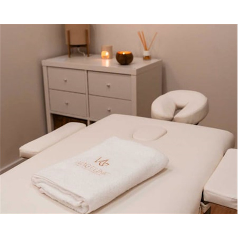 Massagem à Escolha na VMAG Clinic | 1 Sessão, 50 Minutos.