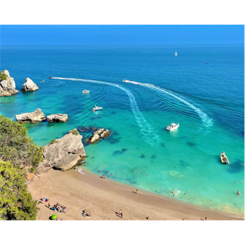Descubra o Aquarama em Sesimbra com Passeio Submarino - Bilhete Adulto +12 anos