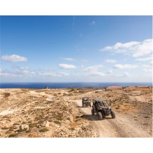 Aventura Buggy em Porto Santo | 4 Pessoas - 1h30nCaracteres: 45