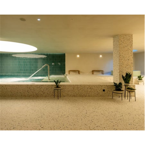 Spa de Luxo no Porto: Massagem e Circuito de Águas!