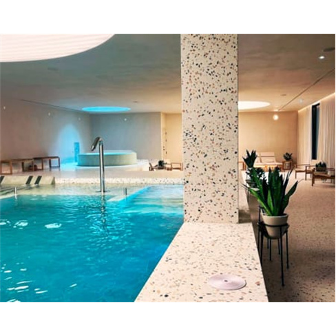 Spa de Luxo no Porto: Massagem e Circuito de Águas!