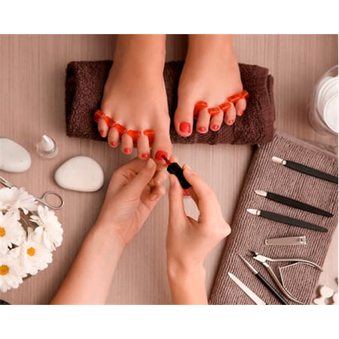 Manicure e Pedicure com Gelinho | Clínica NOW - Cascais