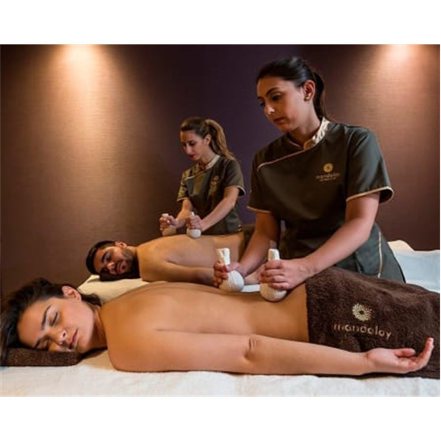 Spa de Luxo no Porto: Massagem e Circuito de Águas!