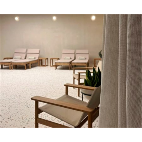 Spa de Luxo no Porto: Massagem e Circuito de Águas!