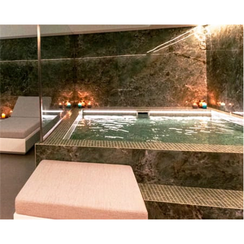 Ritual Quinto Spa em Aveiro: Circuito Spa, Massagem ou Flutuário para 2 Pessoas
