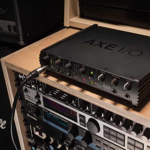 IK Multimedia - Interface AXE I/O