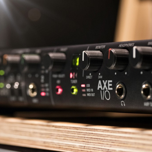 IK Multimedia - Interface AXE I/O