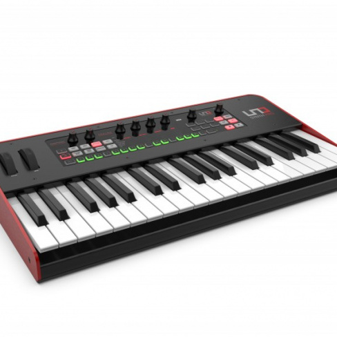 IK Multimedia - Sintetizador UNO Synth Pro